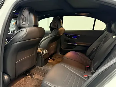 Mercedes-Benz C-Class 2023, 25000 км, за 15274.23 USD - фото 11