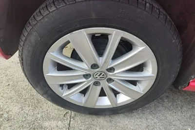 Volkswagen Polo 2014, 51000 км, за 5688 USD - фото 15