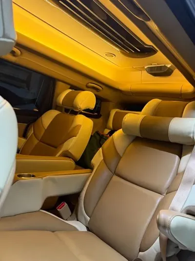 Kia Canival 2019, 180000 км, за 10596.11 USD