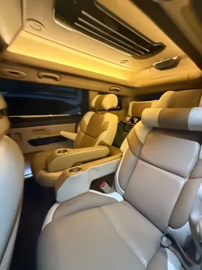 Kia Canival 2019, 180000 км, за 10596.11 USD