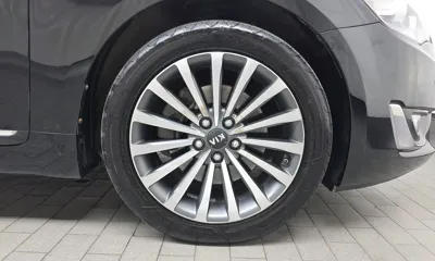 Kia K7 2015, 161157 км, за 3216.49 USD