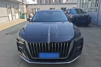 Hongqi H5 2023, 12800 км, за 16565 USD