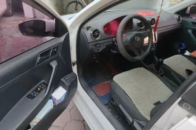 Volkswagen Jetta 2017, 76100 км, за 5655 USD - фото 19