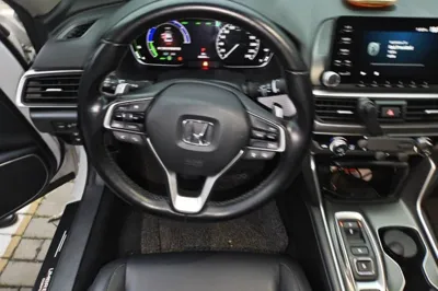 Honda Accord 2018, 54700 км, за 19601 USD - фото 10