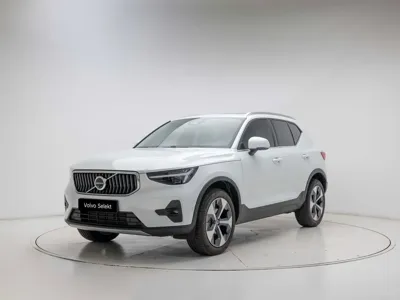 Volvo XC40 · 2026 год