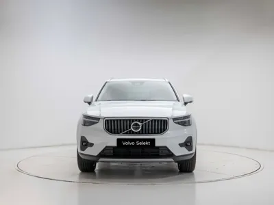 Volvo XC40 2026, 824 км, за 29253.06 USD