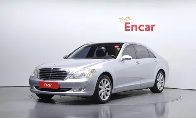 Mercedes-Benz S-Class · 2009 год