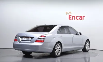 Mercedes-Benz S-Class 2009, 59115 км, за 7880.79 USD