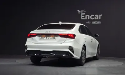 Kia K3 2022, 113214 км, за 8714.9 USD