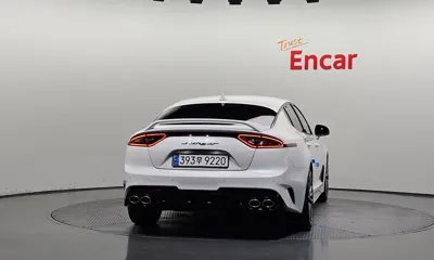 Kia Stinger 2018, 106703 км, за 8533.54 USD
