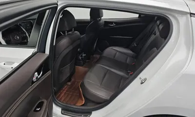 Kia Stinger 2018, 106703 км, за 8533.54 USD - фото 12