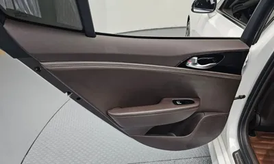 Kia Stinger 2018, 106703 км, за 8533.54 USD - фото 25