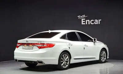 Hyundai Grandeur 2017, 173148 км, за 4266.77 USD