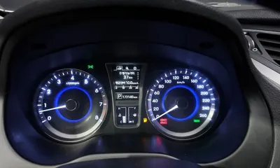 Hyundai Grandeur 2017, 173148 км, за 4266.77 USD - фото 8