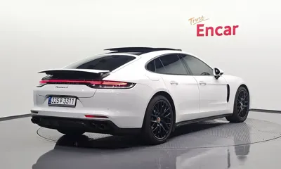 Porsche Panamera 2021, 106056 км, за 51442.32 USD