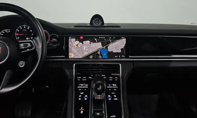 Porsche Panamera 2021, 106056 км, за 51442.32 USD - фото 31