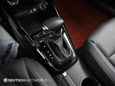 Kia Stonic 2018, 95975 км, за 6892.48 USD - фото 9