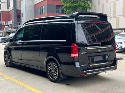 Mercedes-Benz V-Class 2020, 164000 км, за 24984.8 USD