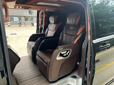Mercedes-Benz V-Class 2020, 164000 км, за 24984.8 USD - фото 6