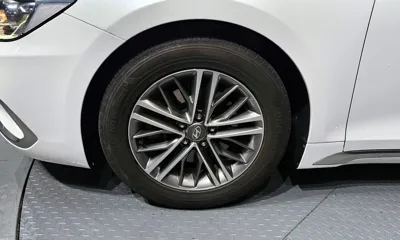 Hyundai Grandeur 2019, 90672 км, за 10093.11 USD