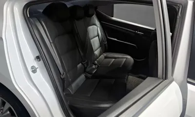 Hyundai Avante 2020, 64308 км, за 9321.26 USD - фото 12