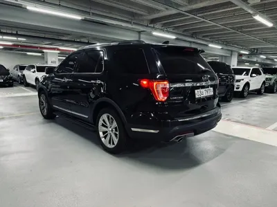Ford Explorer 2018, 92001 км, за 7814.02 USD