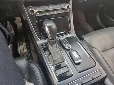 Hyundai Grandeur 2018, 201651 км, за 4558.97 USD - фото 9