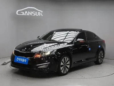 Kia K5 · 2011 год