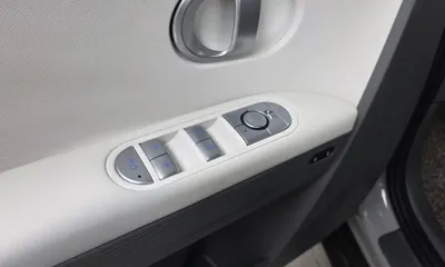 Hyundai Ioniq5 2023, 126151 км, за 17876.87 USD - фото 28