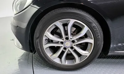 Mercedes-Benz C-Class 2017, 93665 км, за 10353.58 USD