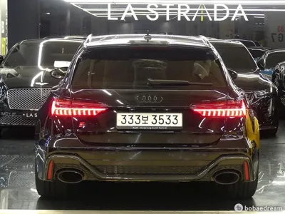 Audi RS6 2025, 8600 км, за 94462.59 USD