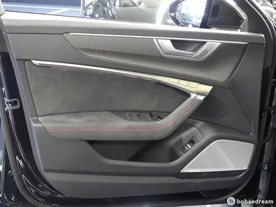 Audi RS6 2025, 8600 км, за 94419.45 USD - фото 12