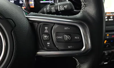 Jeep Wrangler 2021, 42903 км, за 32438.39 USD - фото 19