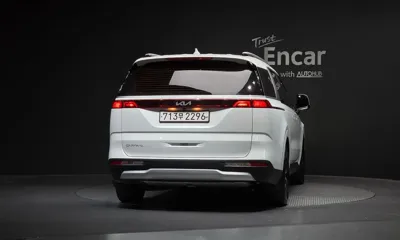 Kia Canival 2023, 91072 км, за 15287.55 USD