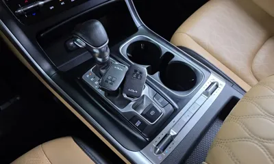 Kia Canival 2023, 91072 км, за 15287.55 USD - фото 9
