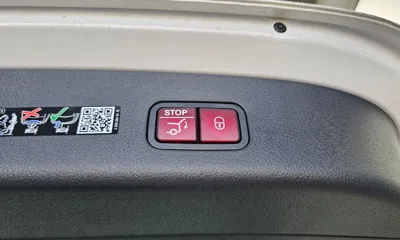 Mercedes-Benz GLC-Class 2026, 248 км, за 59609.15 USD - фото 32