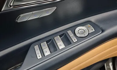 Genesis GV80 2023, 154349 км, за 23624.79 USD - фото 29