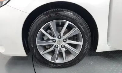 Lexus ES 2017, 68593 км, за 17551.84 USD