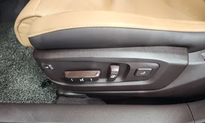 Lexus ES 2017, 68593 км, за 17551.84 USD - фото 31