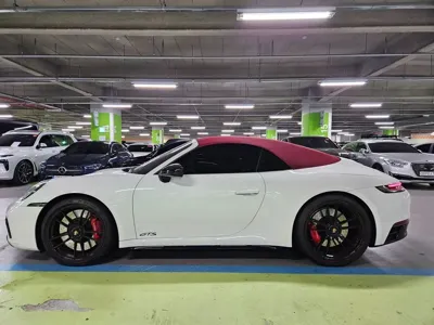 Porsche 911 2022, 15000 км, за 124933.99 USD