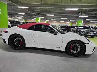 Porsche 911 2022, 15000 км, за 124933.99 USD