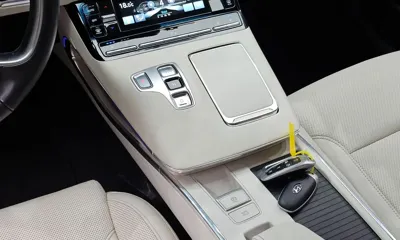Hyundai Grandeur 2022, 95155 км, за 15622.95 USD - фото 9
