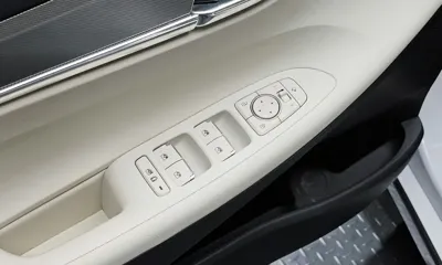 Hyundai Grandeur 2022, 95155 км, за 15622.95 USD - фото 18