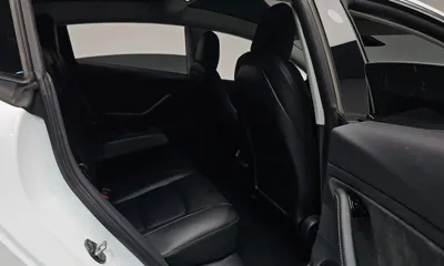 Tesla Model 3 2020, 61264 км, за 18051.73 USD - фото 12