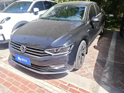 Volkswagen Magotan · 2022 год