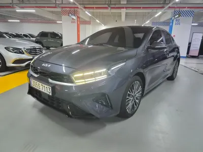 Kia K3 · 2022 год