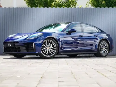 Porsche Panamera 2024, 13000 км, за 124717.55 USD