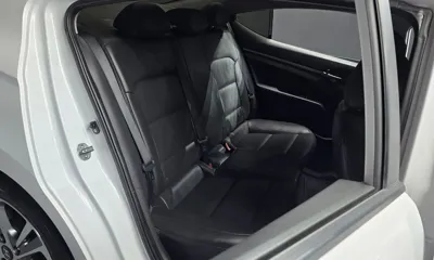 Hyundai Avante 2017, 114961 км, за 6049.97 USD - фото 26