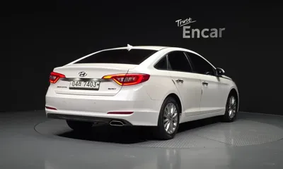 Hyundai Sonata 2016, 140609 км, за 4294.68 USD