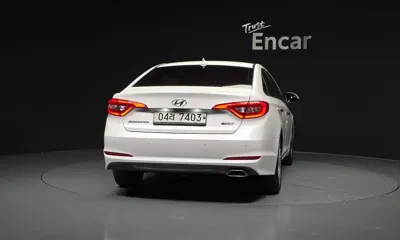 Hyundai Sonata 2016, 140609 км, за 4294.68 USD